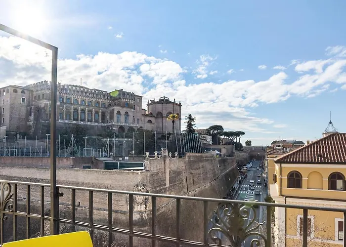 Michelangelo Prestige Apartment - Vatican Skyline